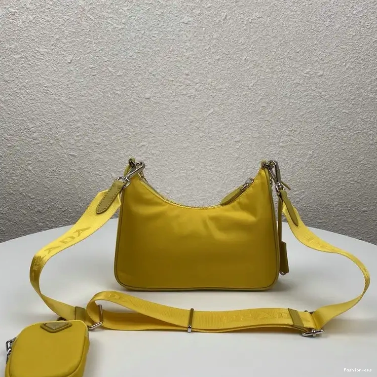 Fashionrepsfam ru Bags 20DJ570095 Prada 0714